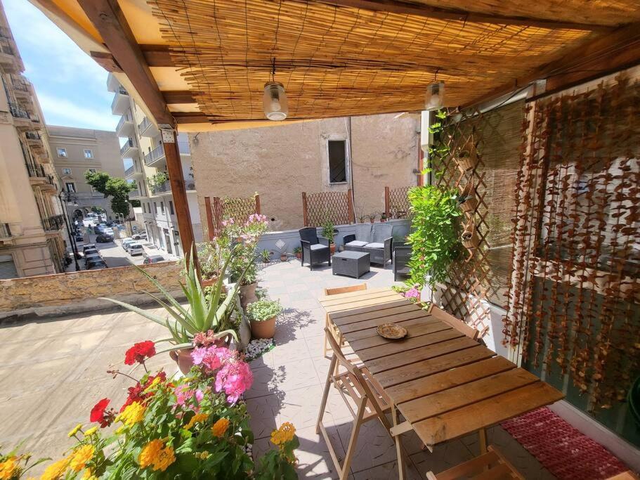 Casetta Poli- Appartamento Con Terrazza - Centro Storico 巴勒莫 外观 照片