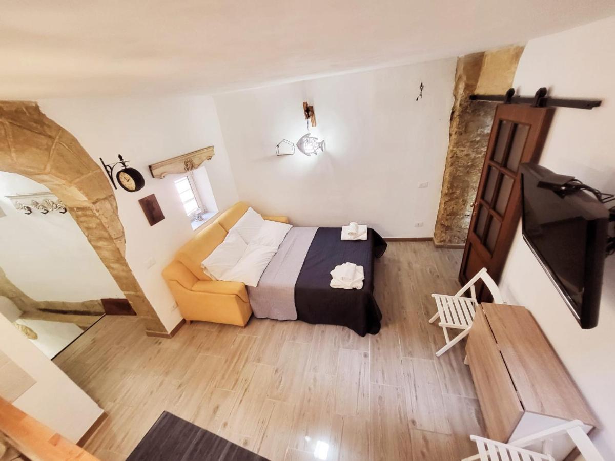 Casetta Poli- Appartamento Con Terrazza - Centro Storico 巴勒莫 外观 照片